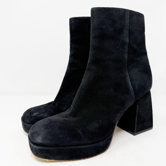 Dolce Vita Black Suede ULYSES Zip Up Platform Ankle Boots Women's Size 8.5 - Picture 1 of 12